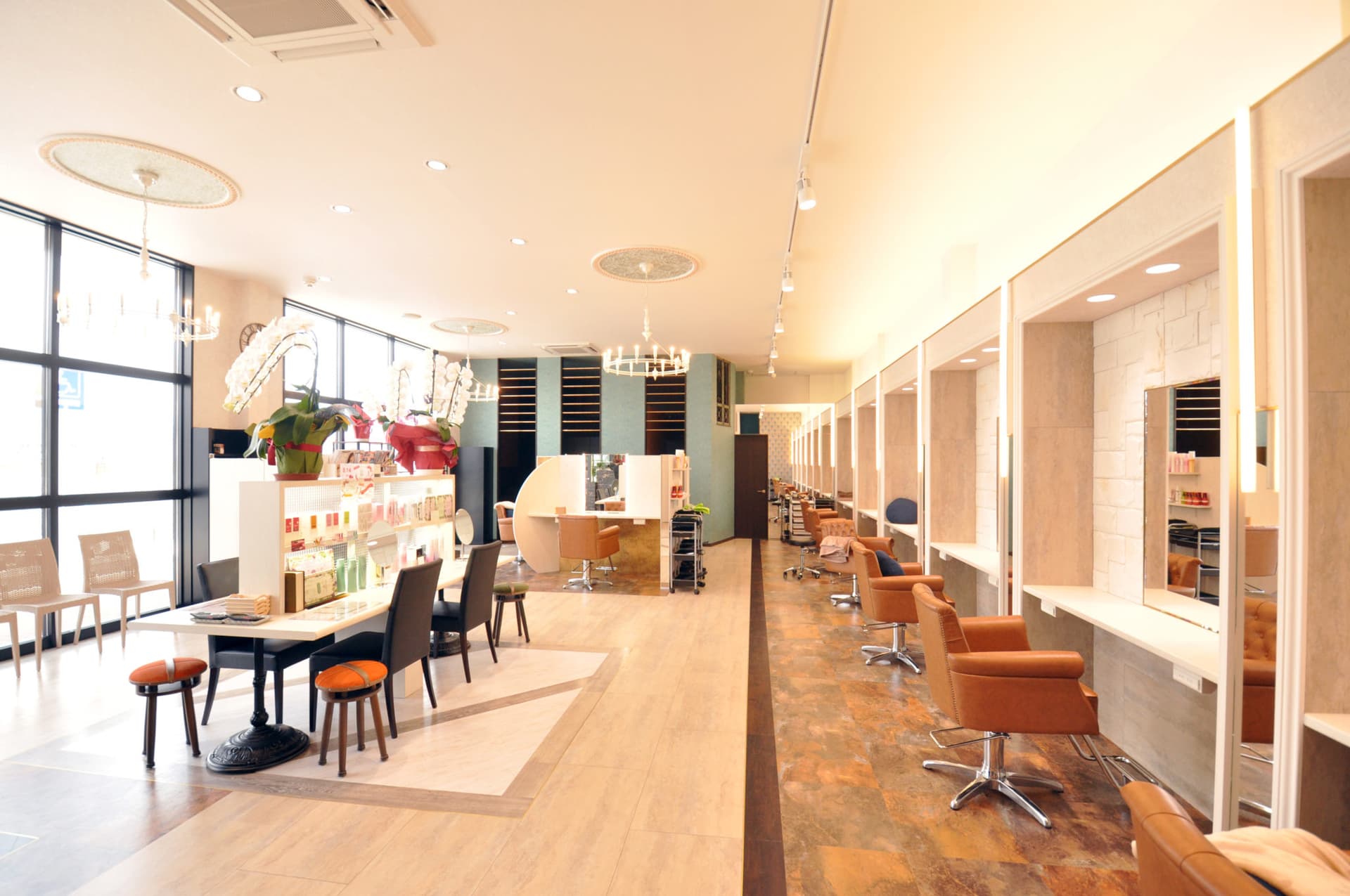 Queen’s gate RITZ店 3