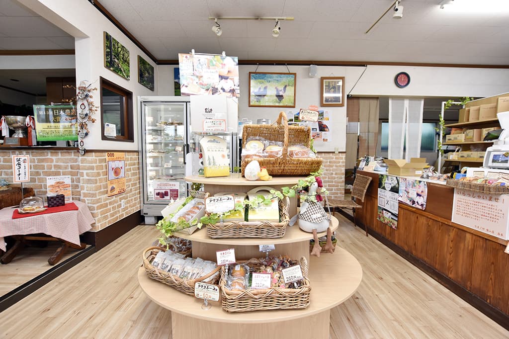 たまご村 塩山店 4