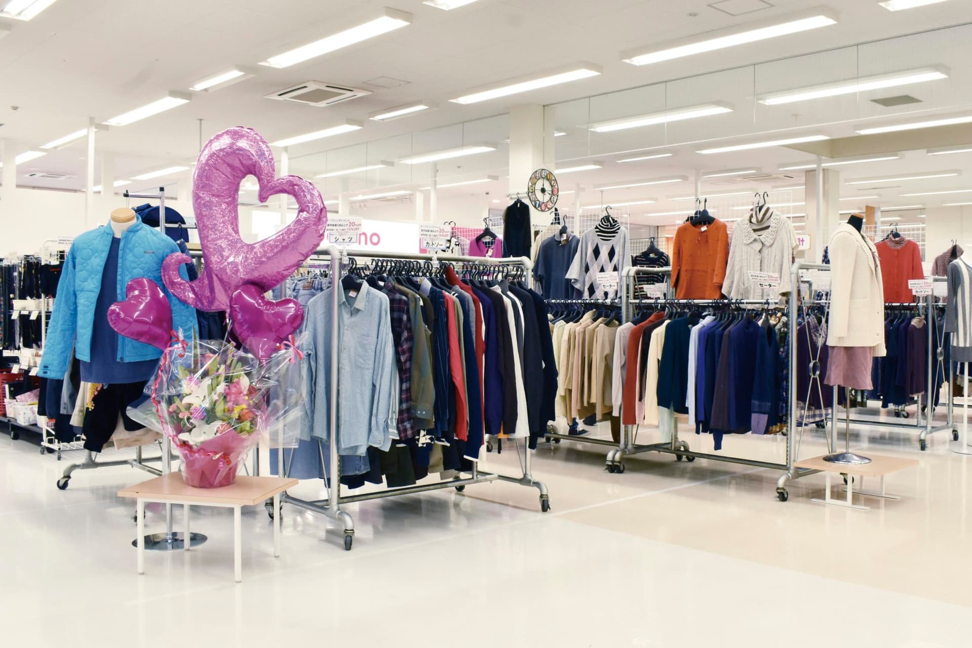 1・2・3!MARKET　韮崎店 1