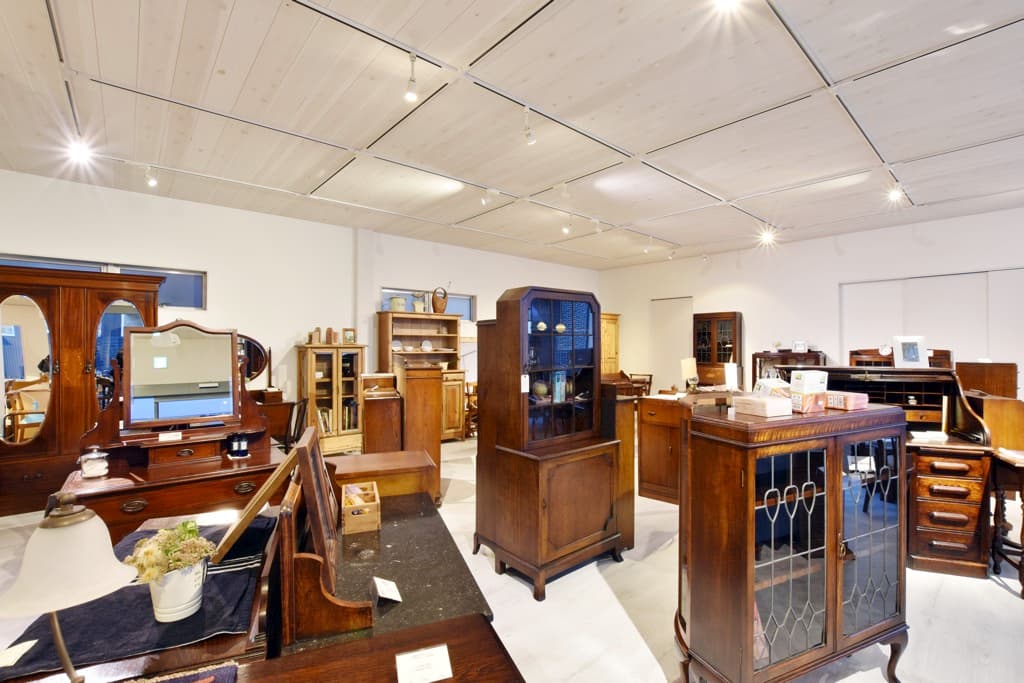 LONGTEMPS antique vintage furniture 4