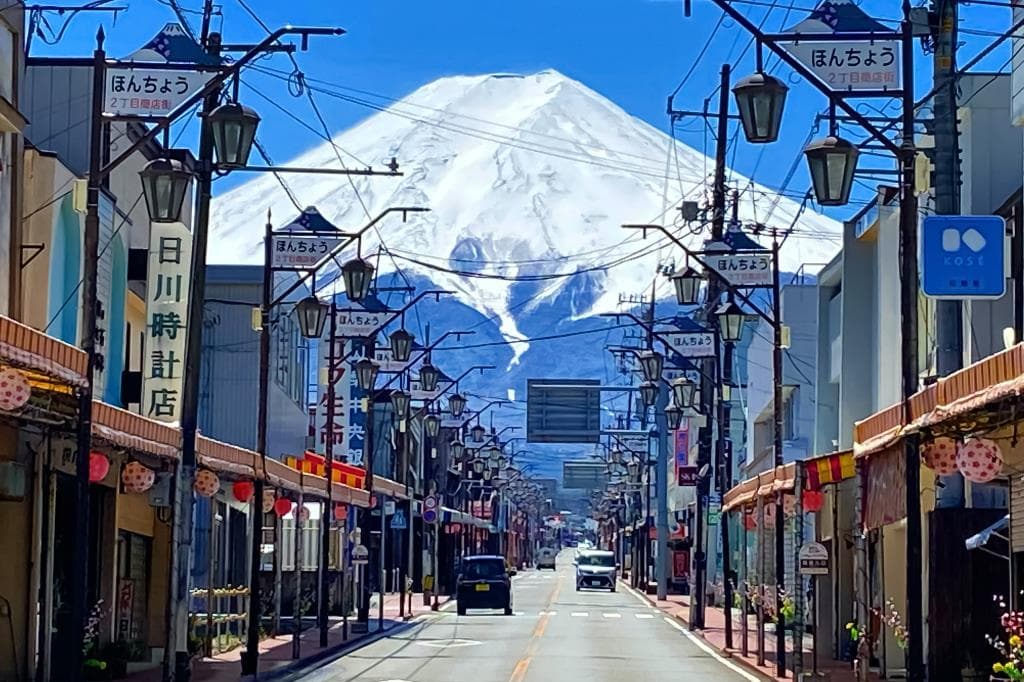 富士吉田「西裏クラウドファンディング」 コロナ禍で頑張る昭和レトロ飲屋街を応援残り約1週間!