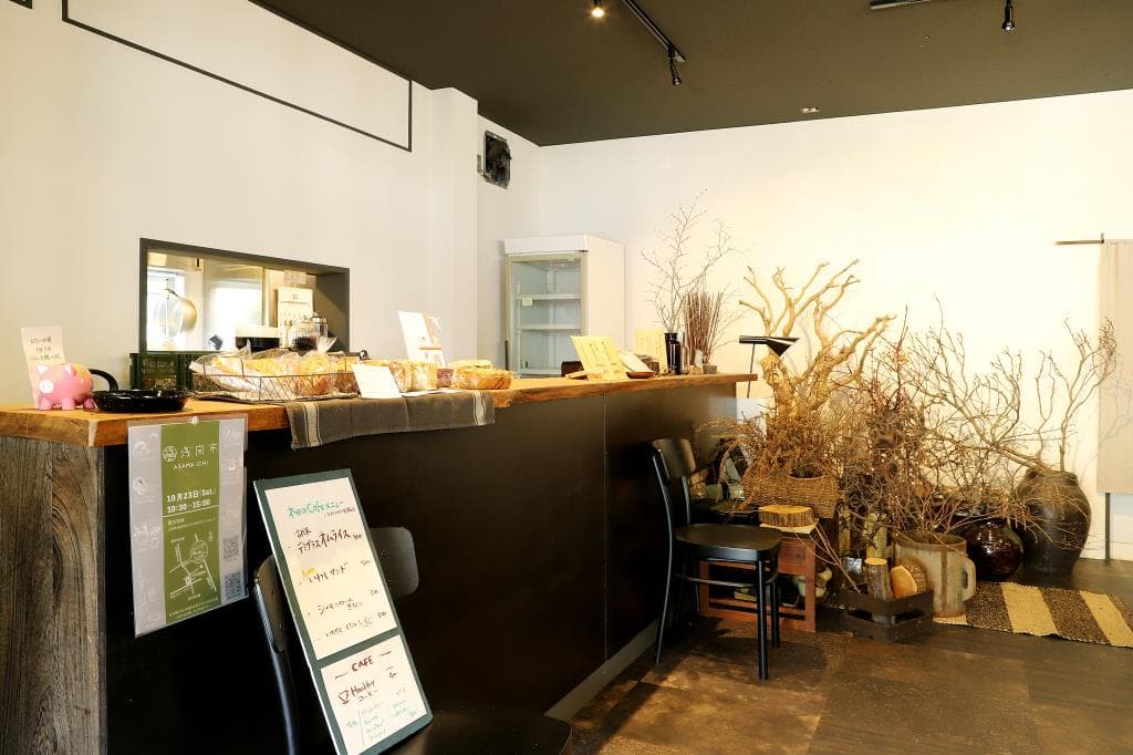 河口湖で人気のキッチンカー「PUERTO(プエルト)キッチン」間借り店舗で営業スタート!