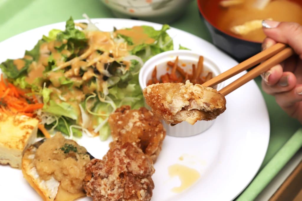 ナチュラルグレース 県庁地下食堂