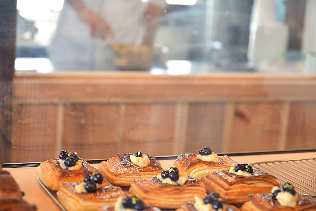 IDEAL BAKERY CROISSANT & PASTRY