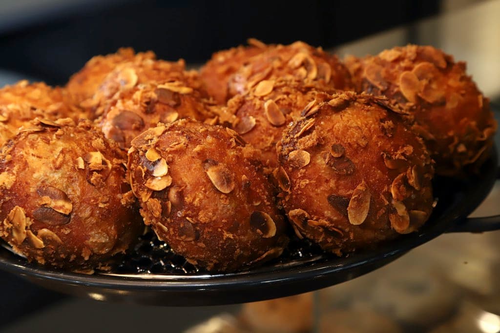 Akariya Bakery
