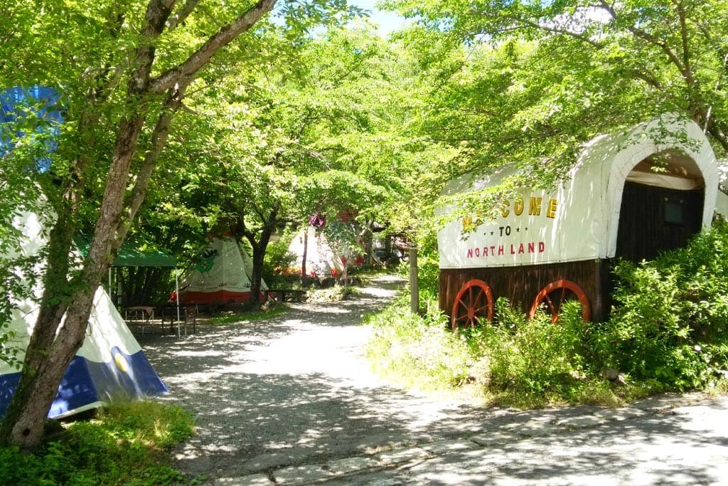 NORTHLAND CAMPER’S VILLAGE(ノースランドキャンパーズビレッジ) – 甲斐市