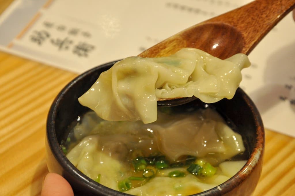屋台餃子 助兵衛