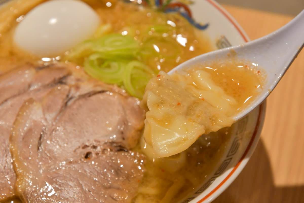 ラーメンハチロク