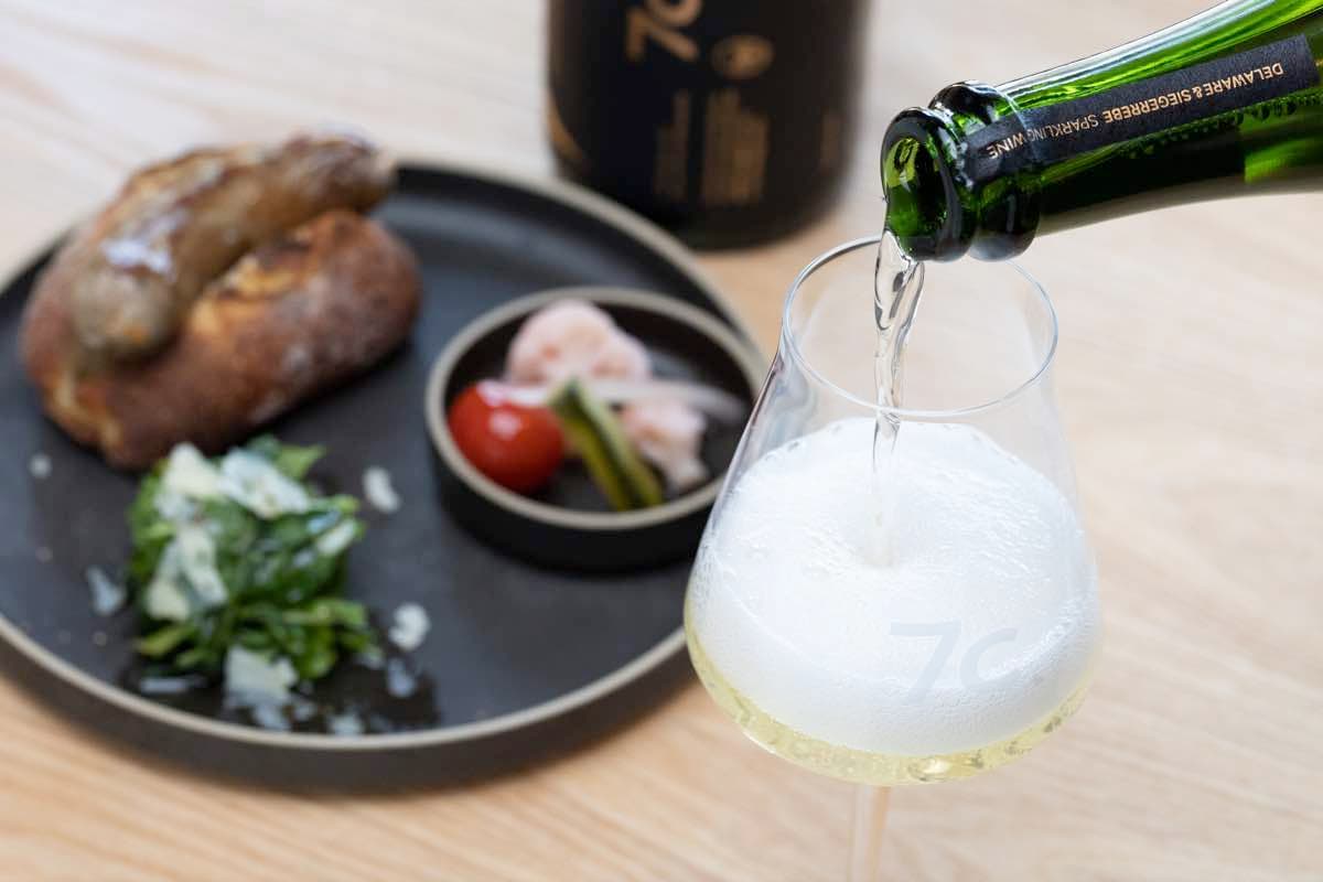 7c store&lounge 河口湖にオープン! ワインと軽食、スイーツ… ここから始まるそれぞれの物語を