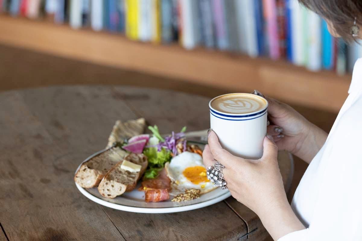 富士吉田市の本町通り「FabCafe Fuji」がアツい!織物産業とクリエイターとの共創