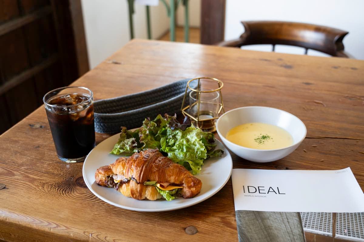 南アルプス市のクロワッサン専門店 IDEAL BAKERY CROISSANT & PASTRY 2023年8月1日カフェオープン!