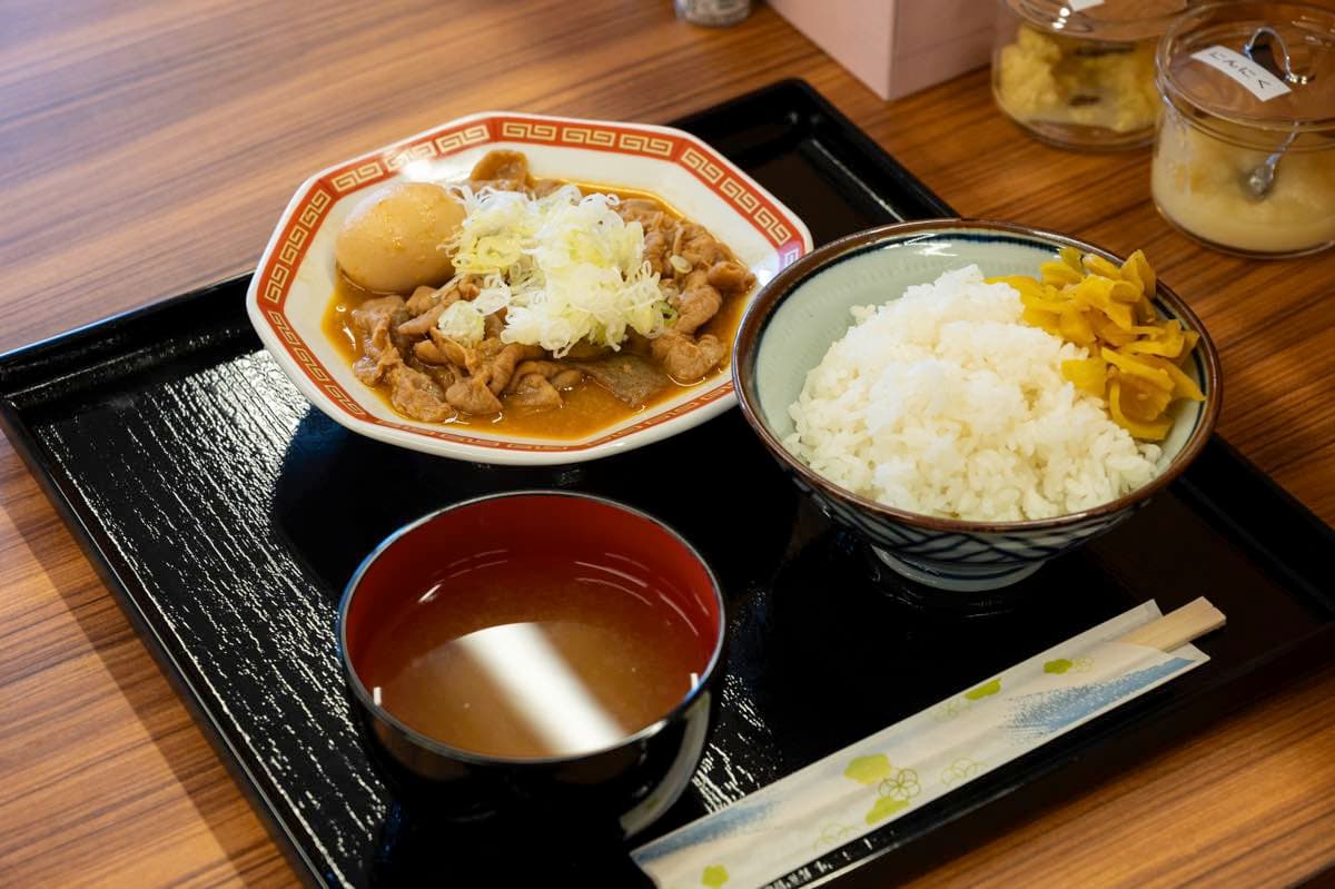「安西食堂」もつ煮定食専門店昭和町に2023年7月1日オープン!ご飯がとまらないもつ煮定食を実食