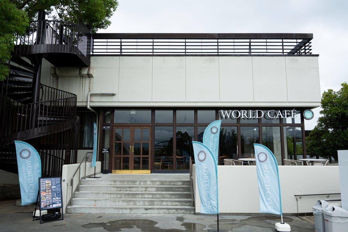 WORLD CAFE 小瀬スポーツ公園店