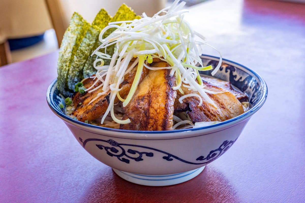 焼豚食道。河口湖店