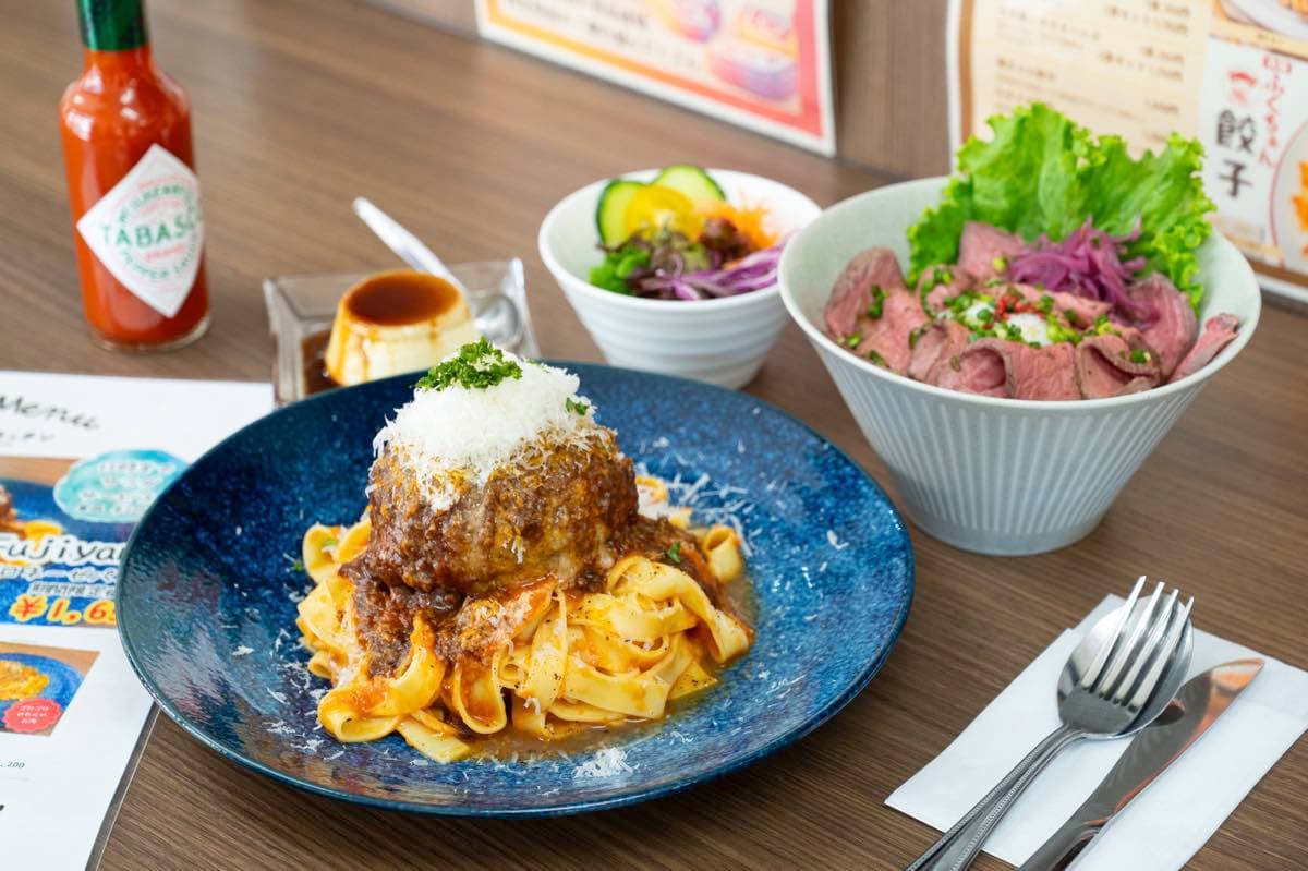 甲府市小瀬町「たべるらキッチン」美味しくて映える!山梨の新名物をフィーチャー