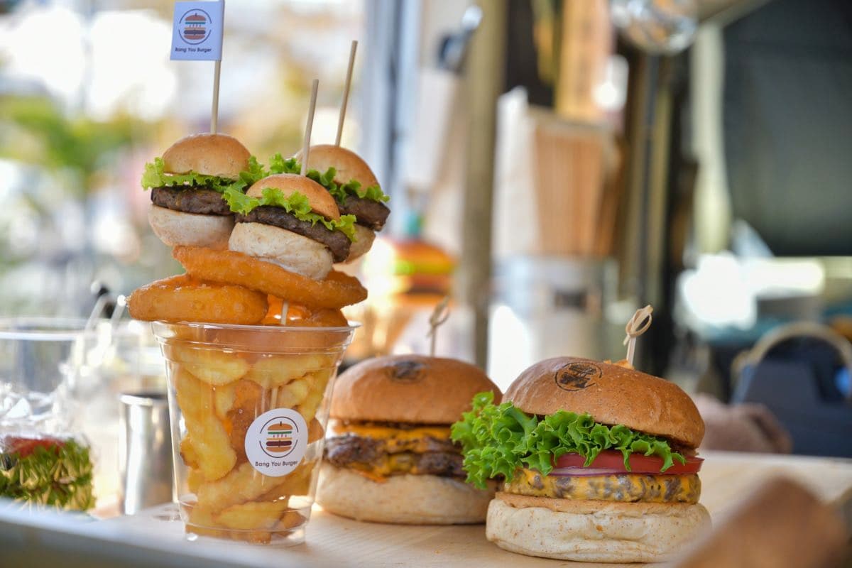「Bang You Burger」キッチンカー発の絶品グルメバーガー