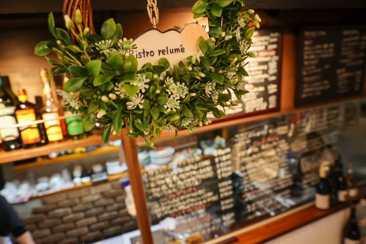 Bistro relume