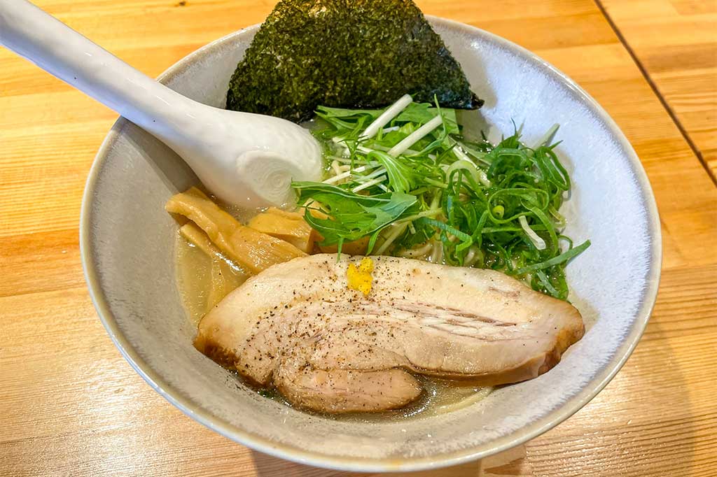 牛骨白湯ラーメン Infini(アンフィニ