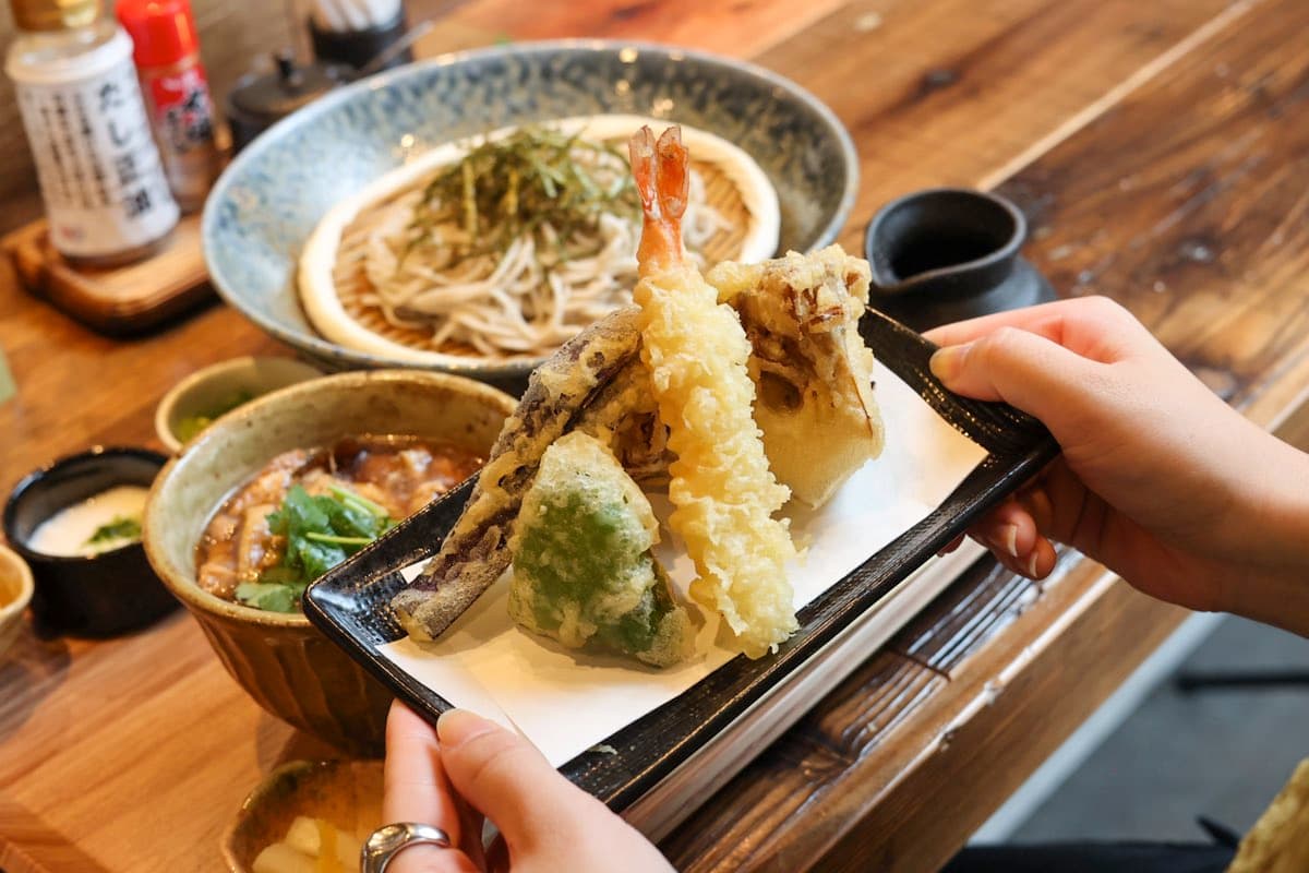 十割そば囲炉裏 甲府湯村店