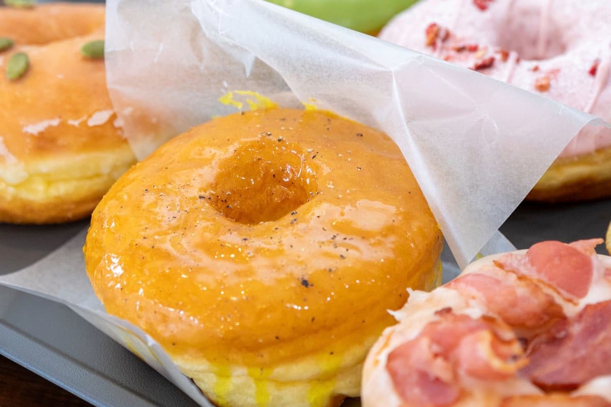 ROOT DOUGHNUTS SHOP