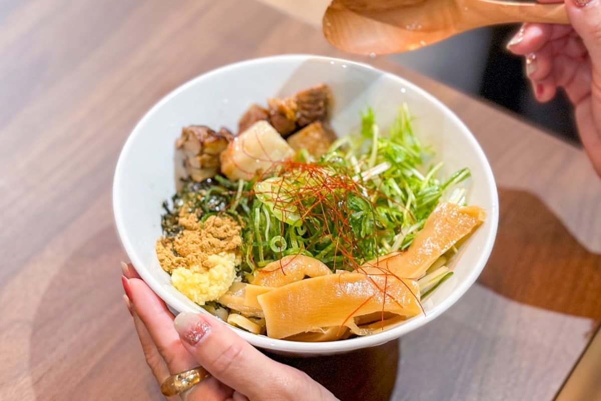 SEN NOODLE & DINING