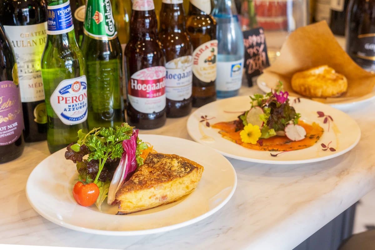 【Brasserie Napoléon / 富士河口湖町】キッシュとパイが自慢のフランスプチ食堂2025年4月3日オープン!