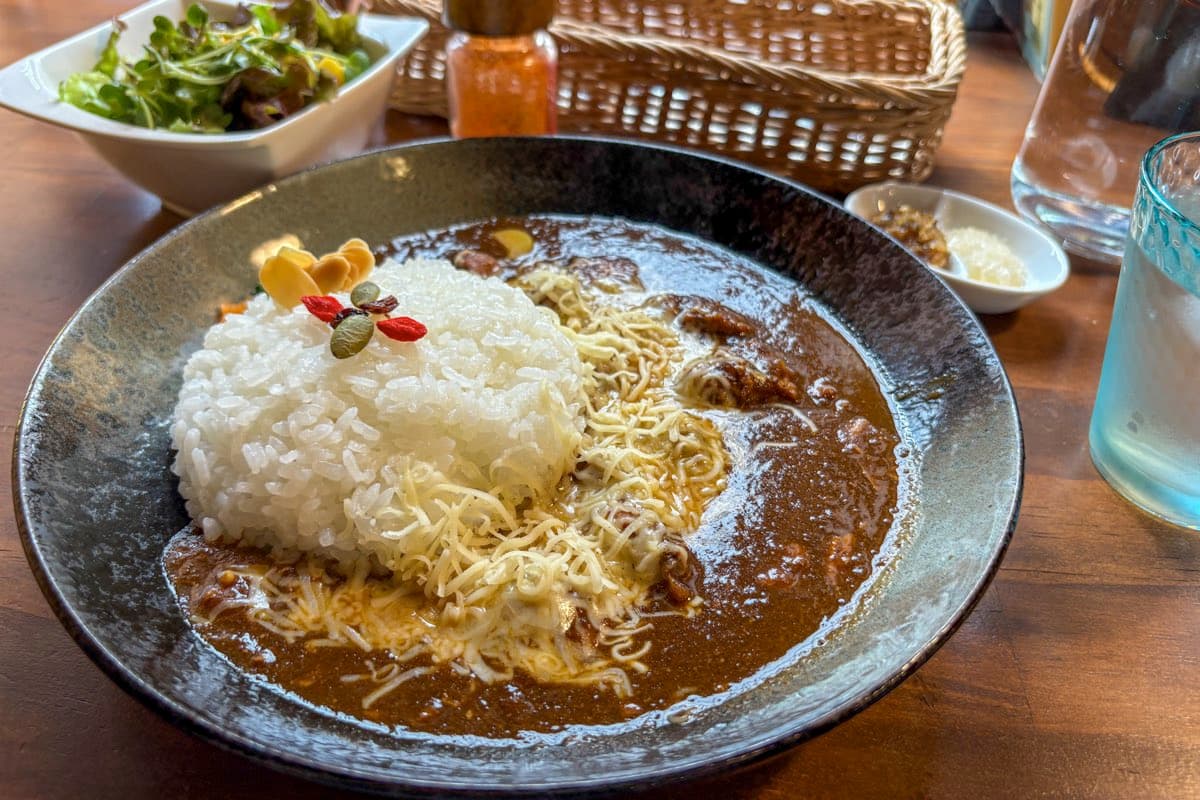 【カレー屋月夜のライオン / 昭和町】ほんとは内緒!の隠れ家カレー屋さん