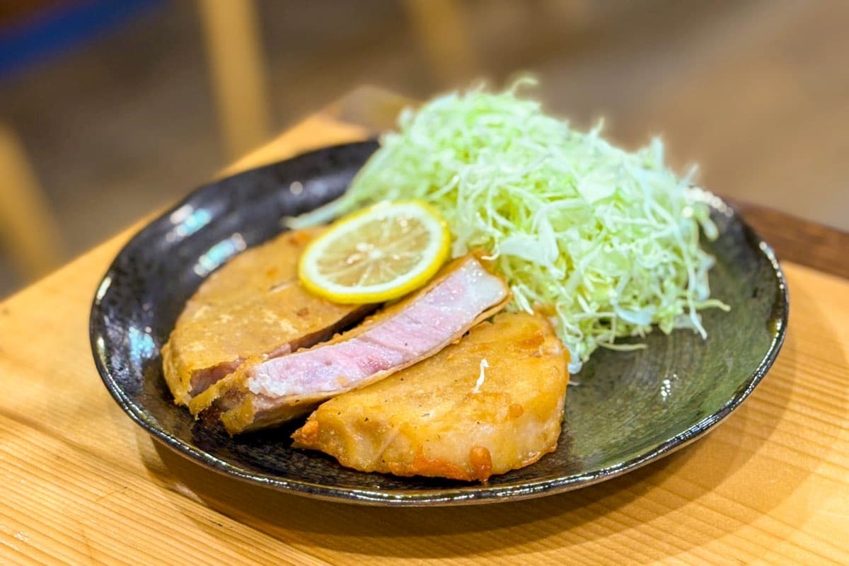 厚切豚肉料理屋 豚屋巣窟(あじと)