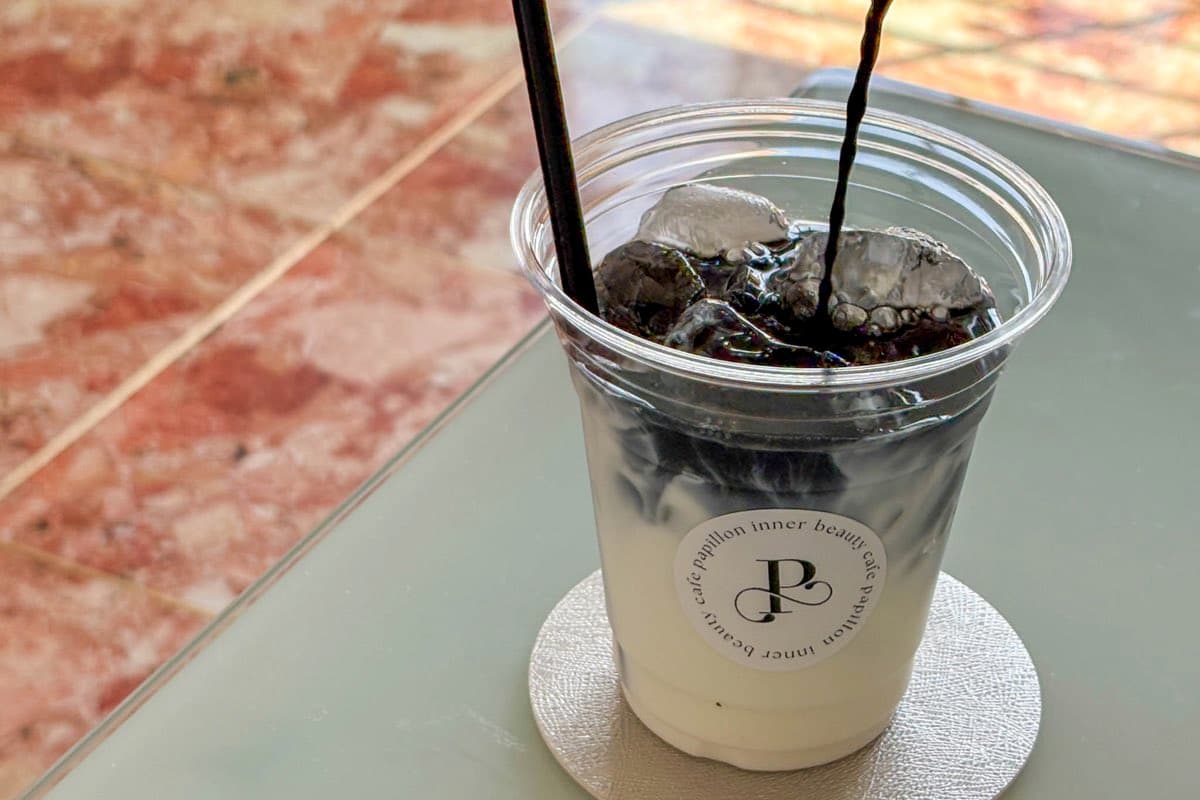 INNER BEAUTY CAFE PAPILLON