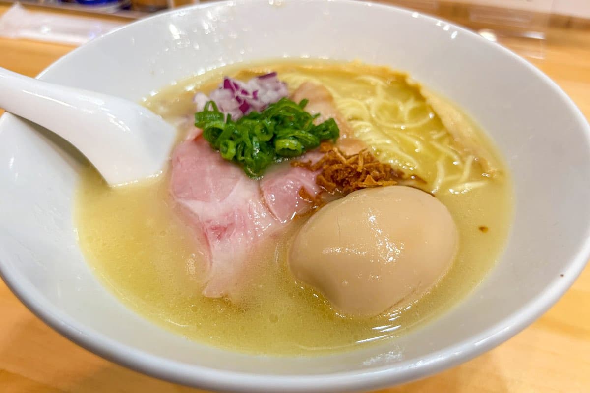 【麵や壱進 / 甲斐市】鶏清湯スープが輝く絶品ラーメン2025年8月5日オープン