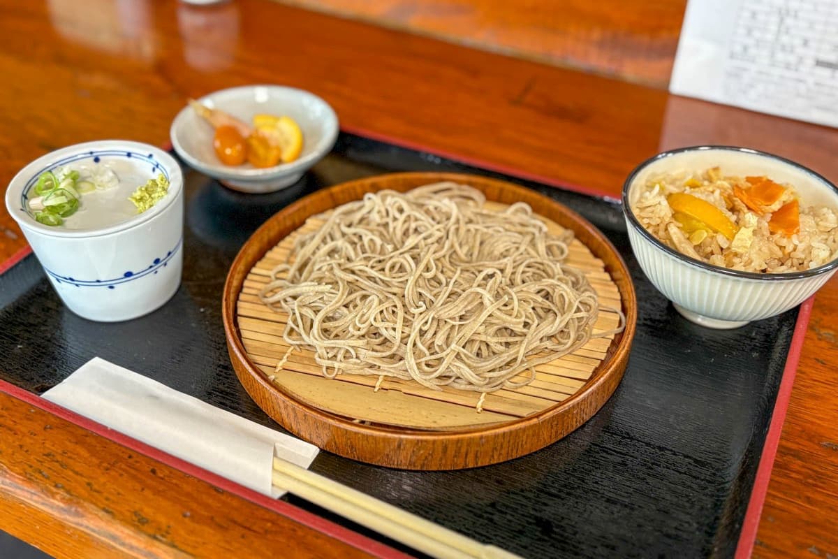 手打ち蕎麦 満月庵 – 北杜市武川町