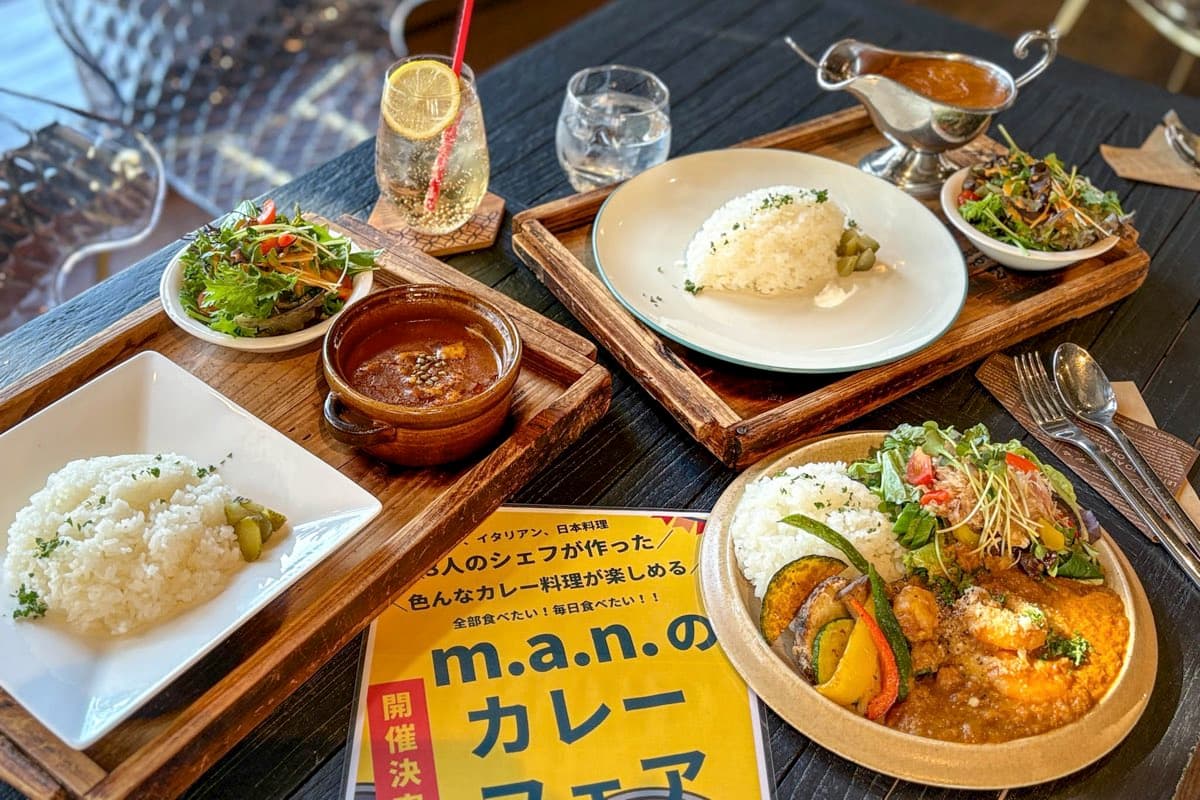 【M.a.n. Cafe&Bar / 甲府市】カレーフェア2025年12月17日まで開催中!カレーが大好きなフレンチ、イタリアン、日本料理の3人のシェフの多種多様のカレーを