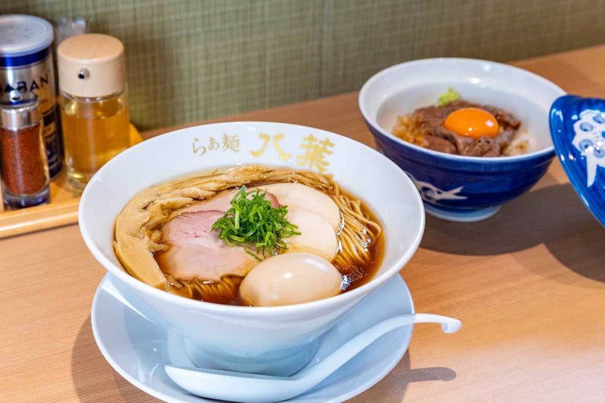 らぁ麺八葉