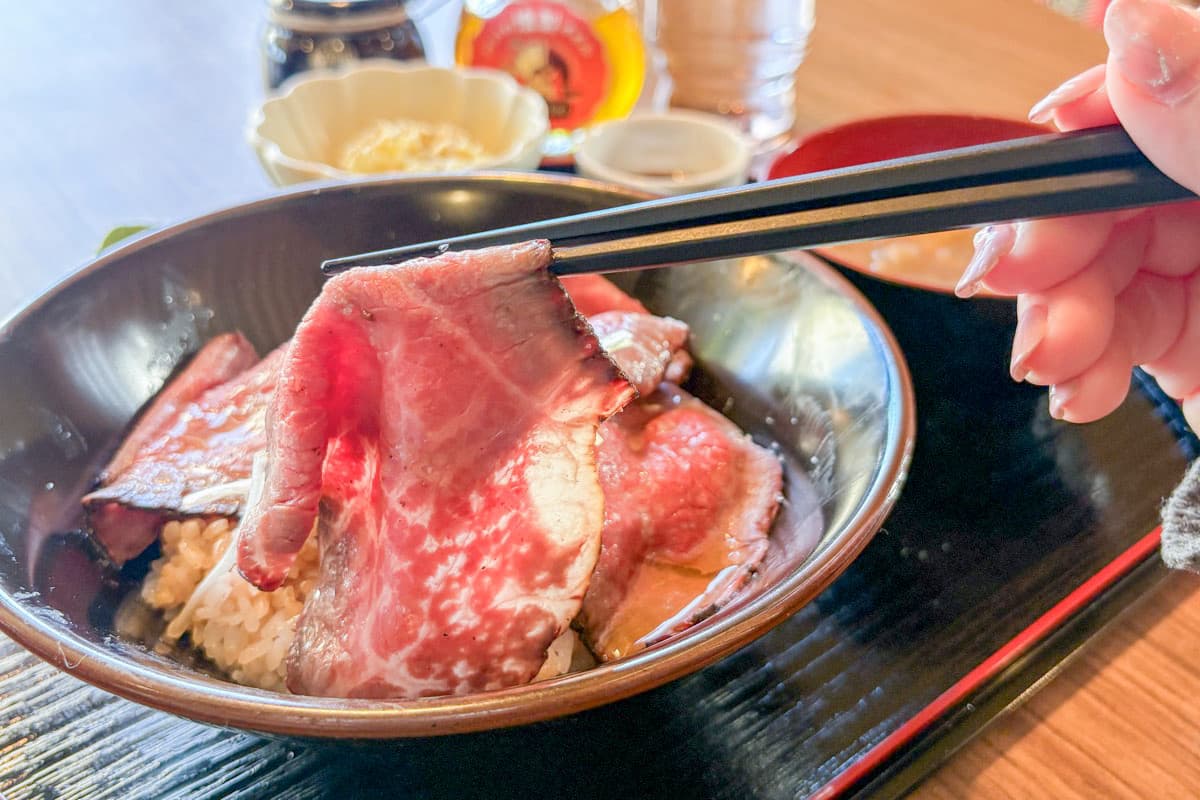 肉バル おひさま食堂