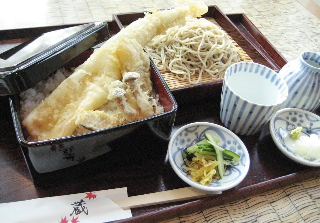 手打ちそば蔵 1