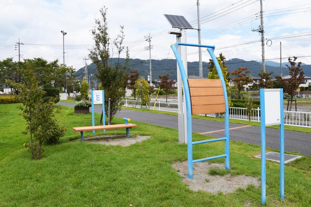 島上条公園(志麻の里フレンドパーク) 2