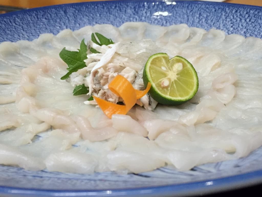 すし処 魚保 3