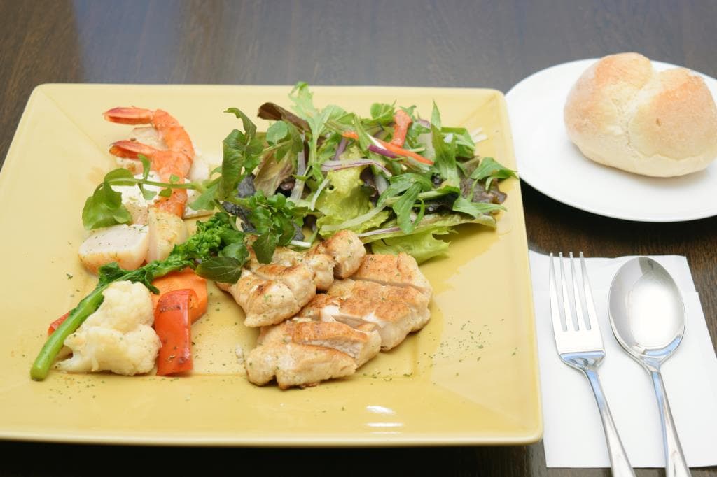 ワイン&カフェ バディーズ 1