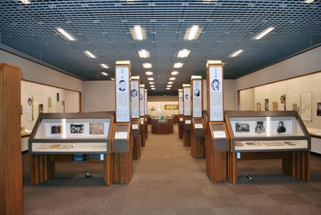 山梨県立文学館 4