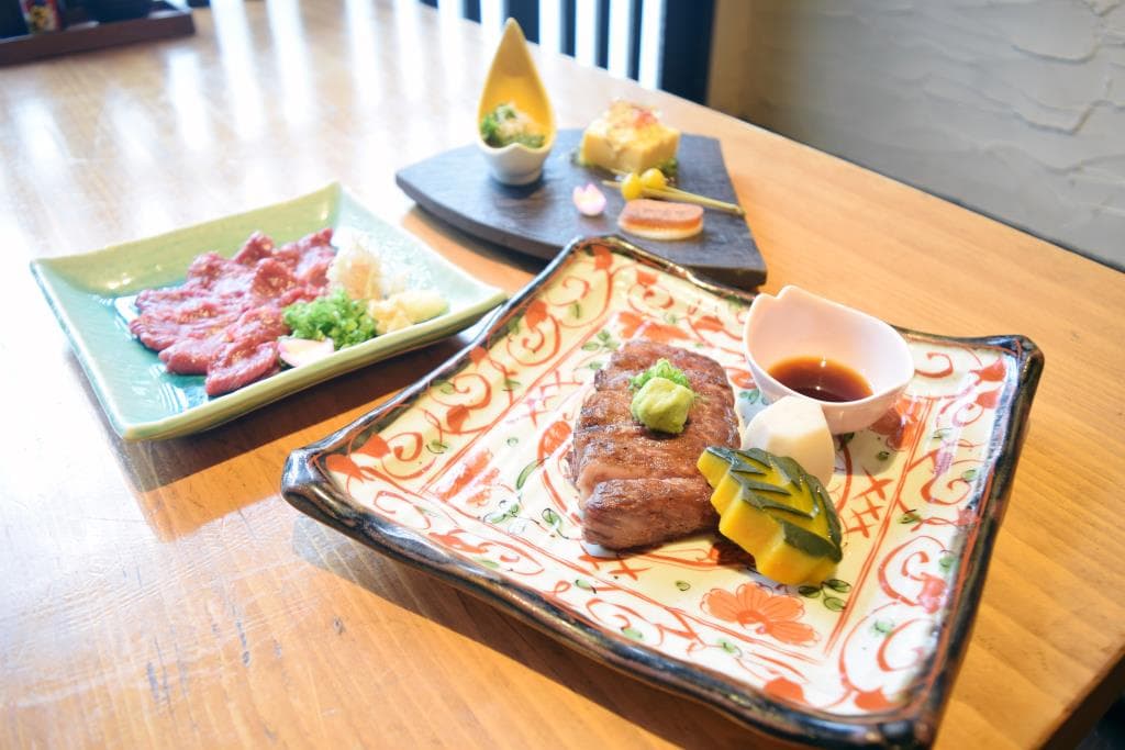 りょうり屋 恩の時