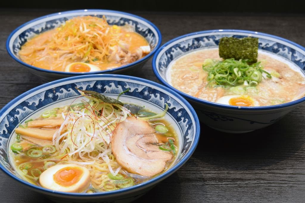 ラーメン食堂れんげ 富士吉田店 2