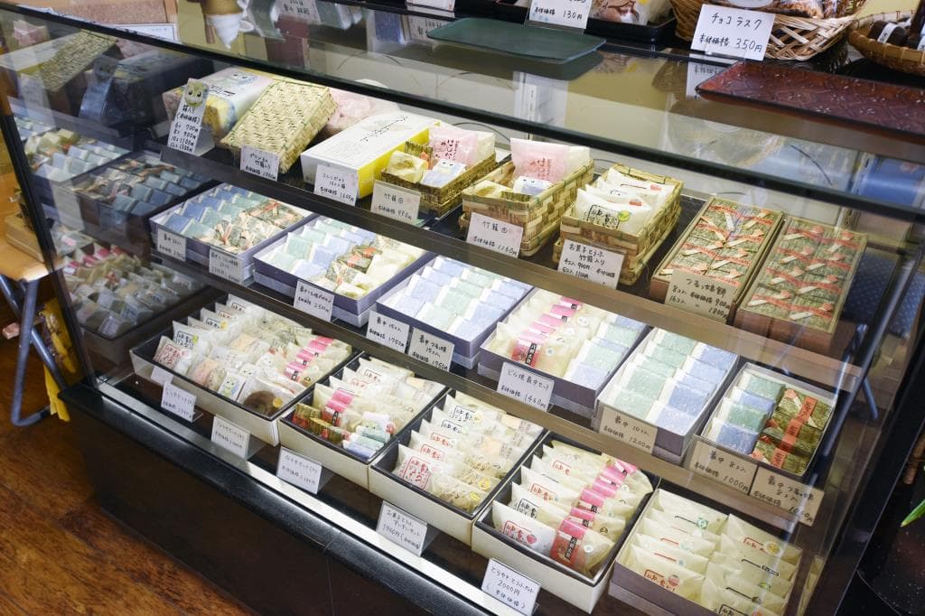 手づくり和洋菓子 ならや 4