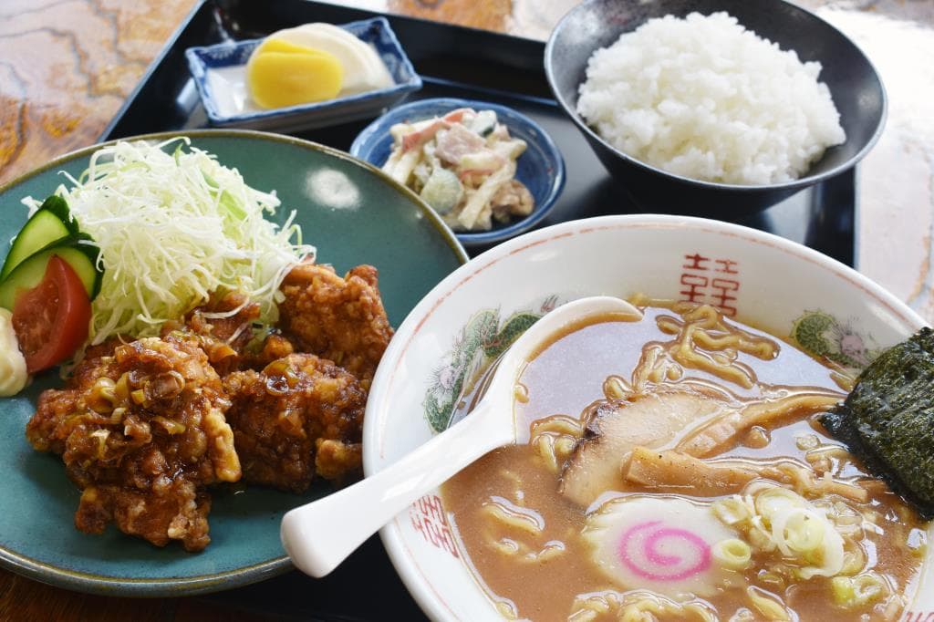 八起飯店 1
