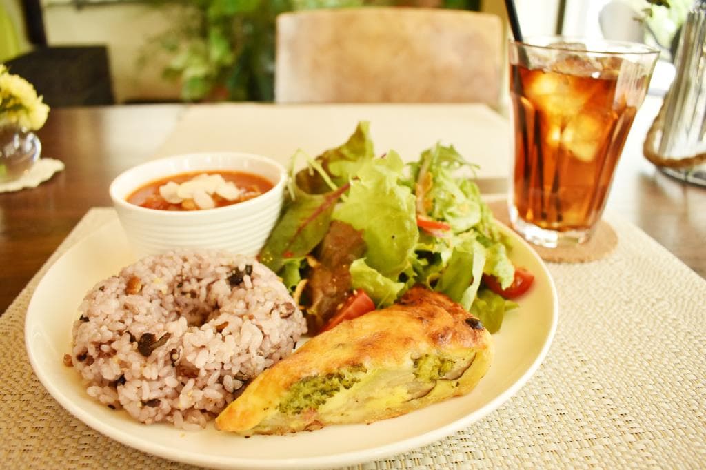 フォーレスト・カフェ 1