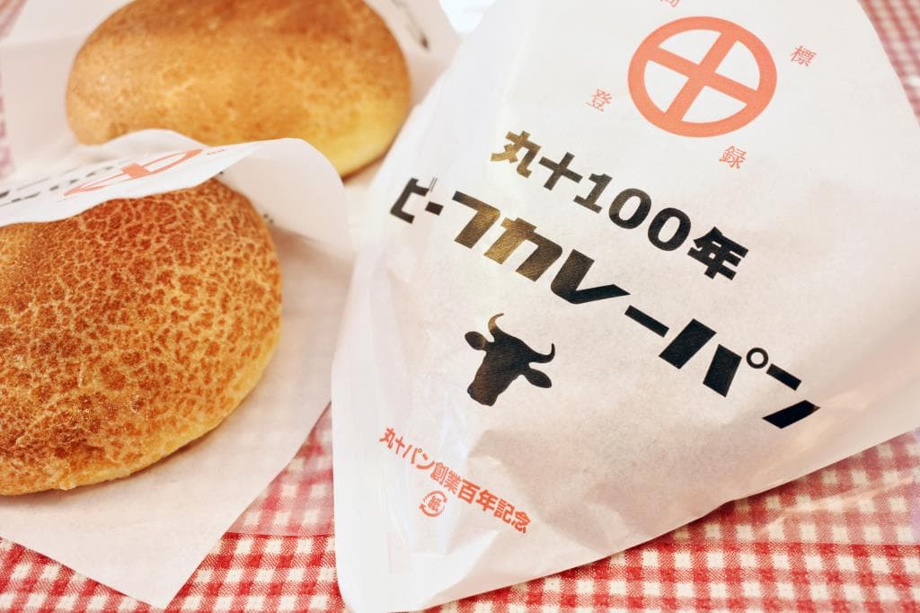 丸十パン 本店 3