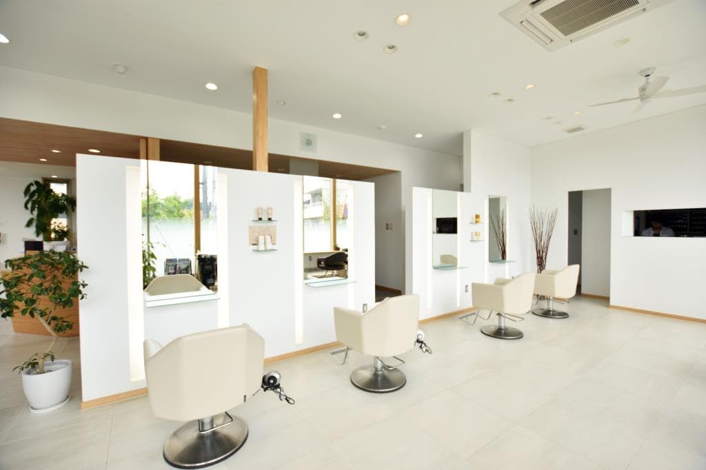 ヘアラウンジ Tiara 2