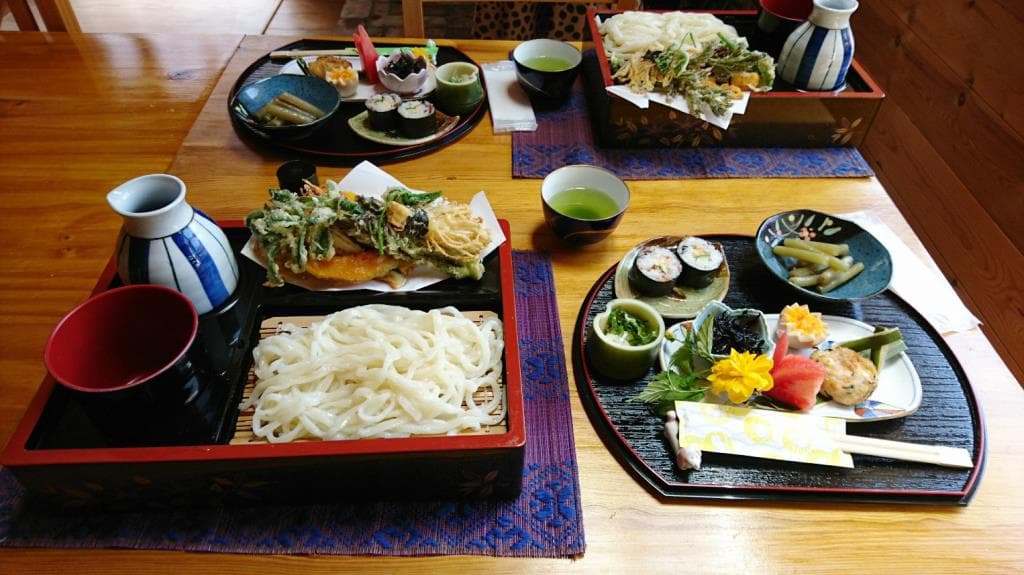 杜のうどんやさん 1