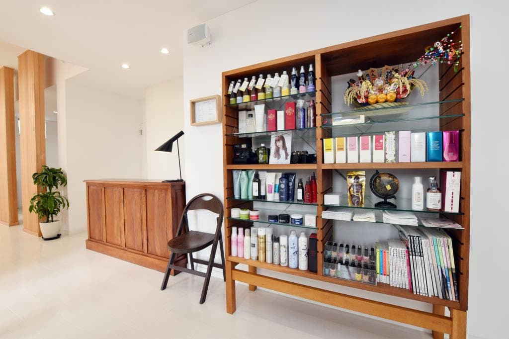Birthplace HAIR DRESSER 4