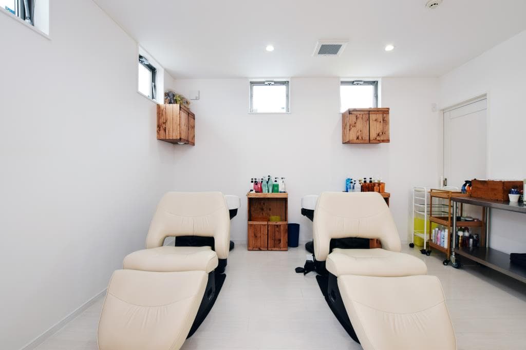 Birthplace HAIR DRESSER 3