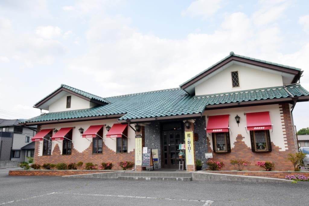 BISTRO BONNE 5